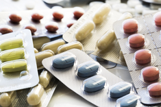 Paracétamol, ibuprofène, aspirine : réglementation des ventes et bon usage